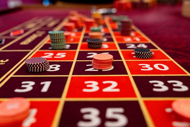 kubet login app running on Android and iOS devices side by side